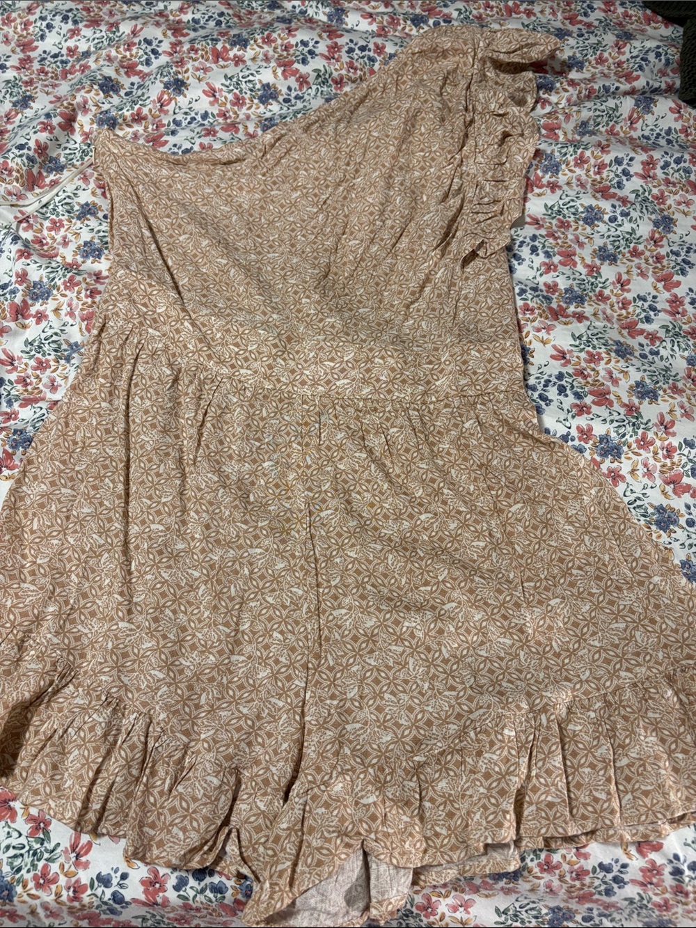 Promesa Tan Floral One-Shoulder Ruffle Romper